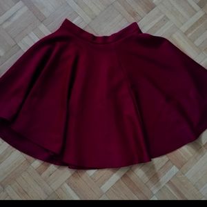 Boohoo burgundy knee length circle skirt